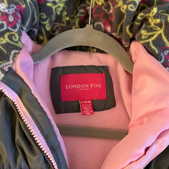 London Fog gray/pink girls puffer coat! - Picture 5 of 10